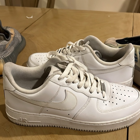 Air Force 1 - Picture 3 of 3